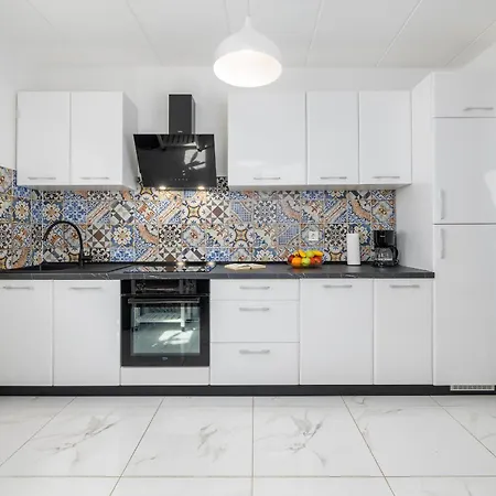 3 With Shared Pool, Peaceful Location *