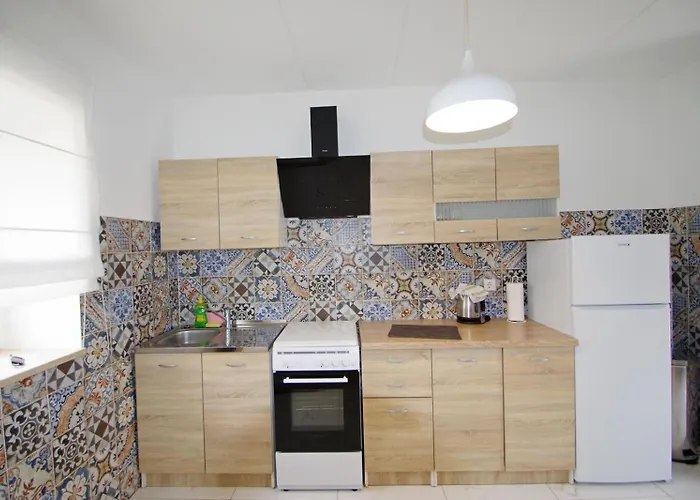 Daire 3 With Shared Pool, Peaceful Location *