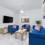 Διαμέρισμα 3 With Shared Pool, Peaceful Location Πούλα